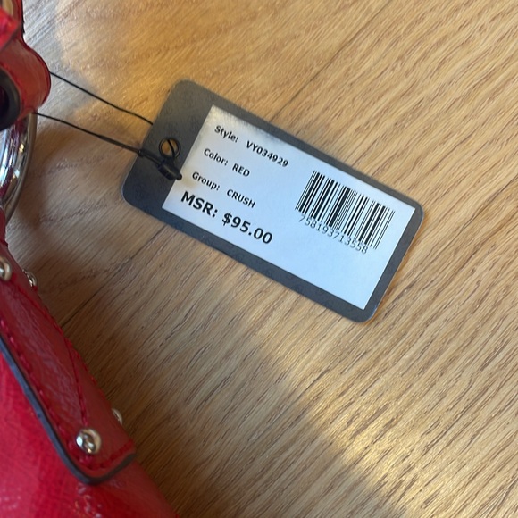 NWT Guess Y2K red paten faux leather shoulder bag - Picture 2 of 5